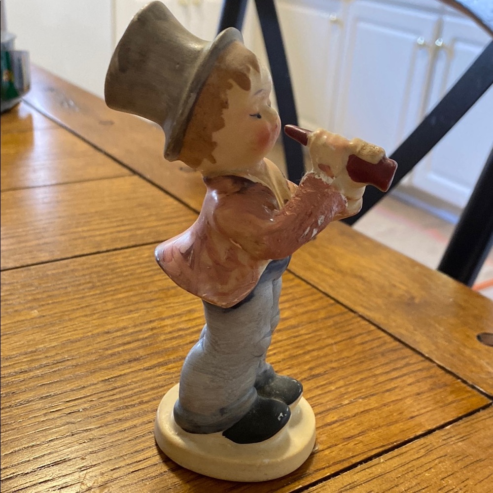 Vintage Hummel Goebel serenade Figurine